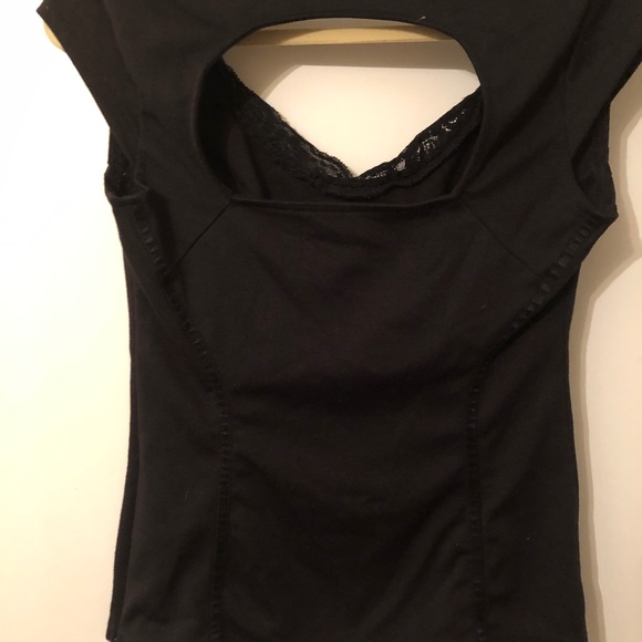 Top - Picture 2 of 3